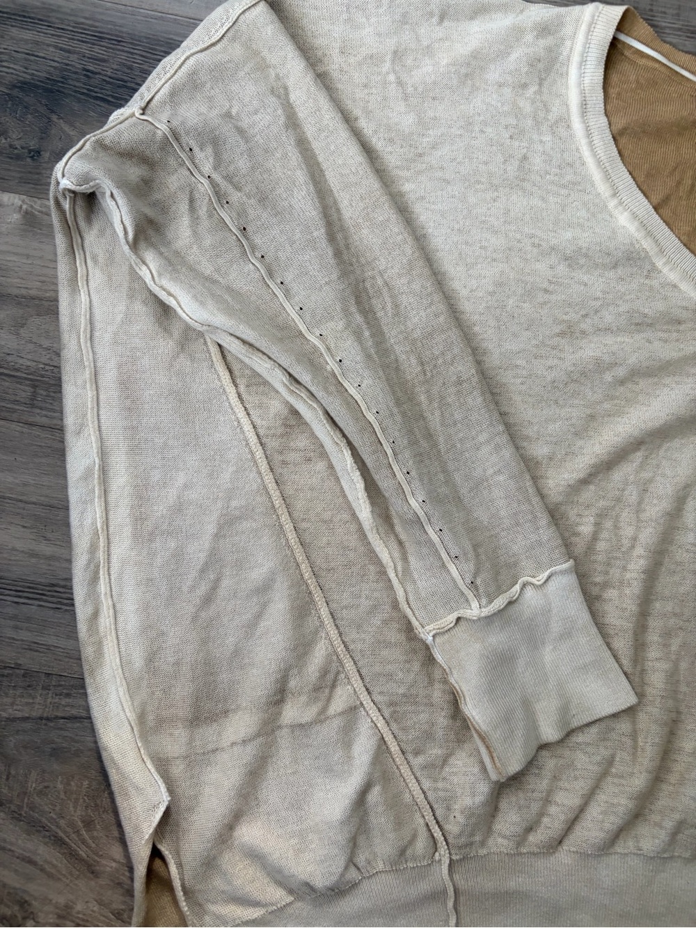 Free People We the Free Dolman Tan V-Neck
Pullover - Picture 2 of 8